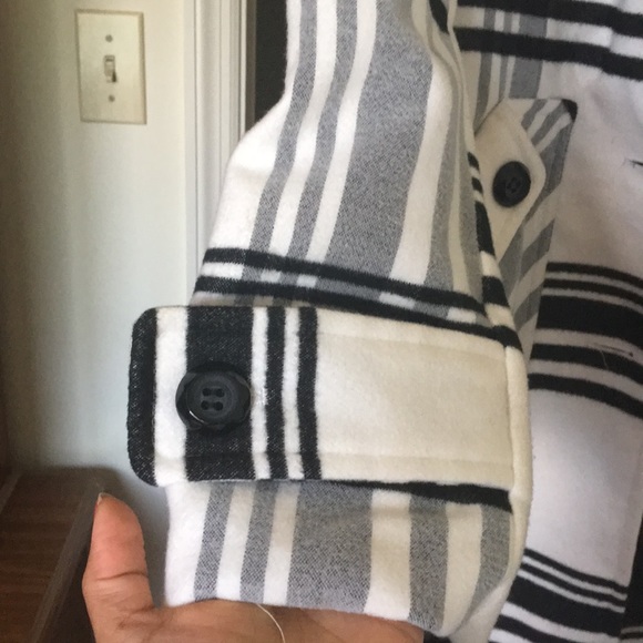 Jacket - Picture 4 of 4